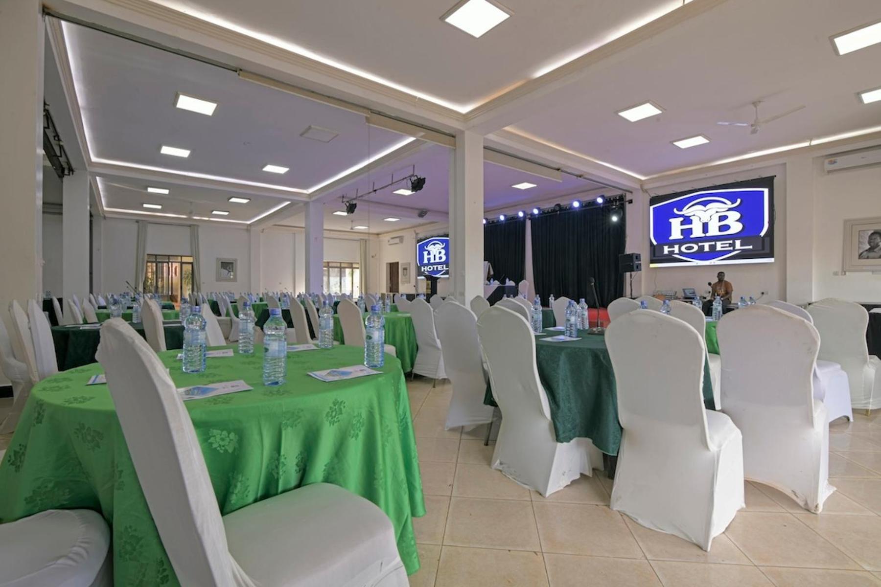 Hoima Buffalo Hotel & Business Hub Ltd Zewnętrze zdjęcie