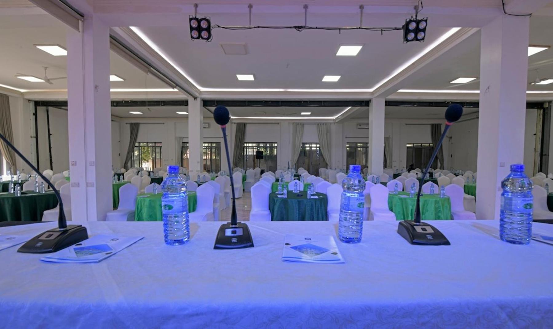 Hoima Buffalo Hotel & Business Hub Ltd Zewnętrze zdjęcie