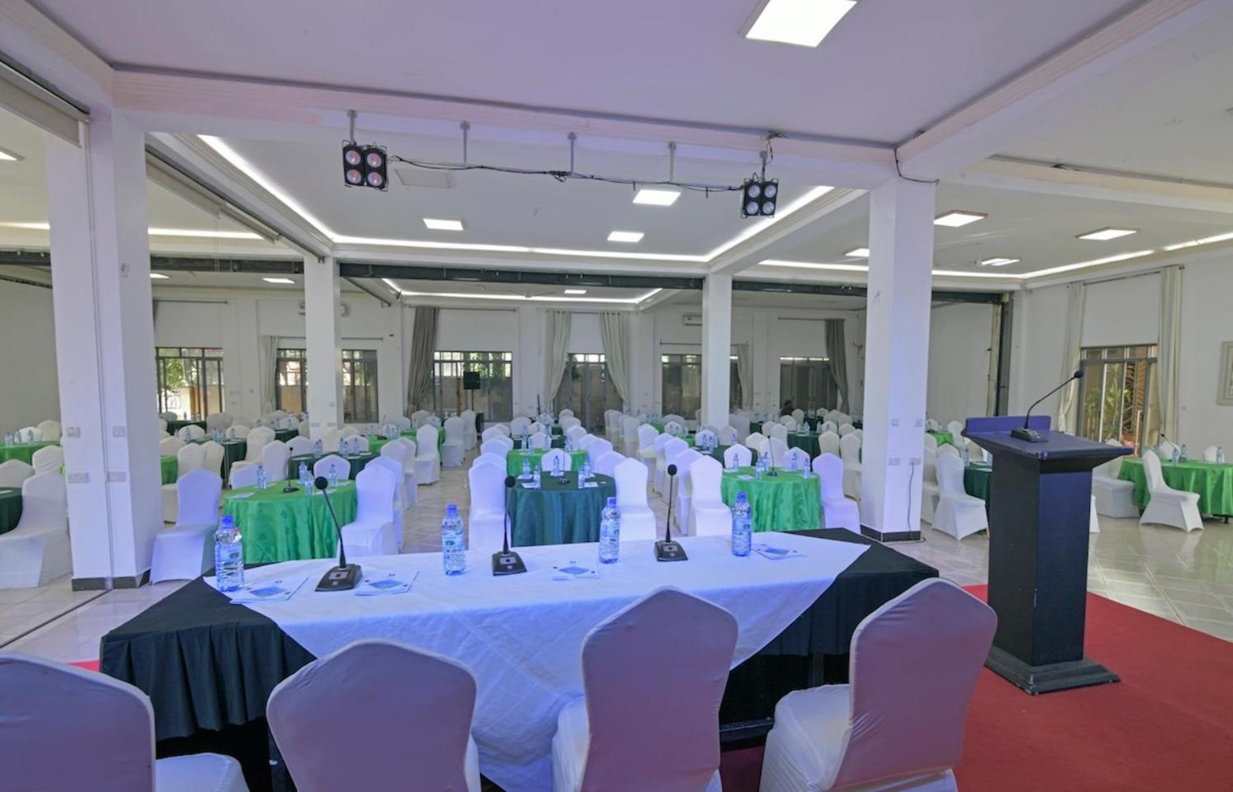 Hoima Buffalo Hotel & Business Hub Ltd Zewnętrze zdjęcie
