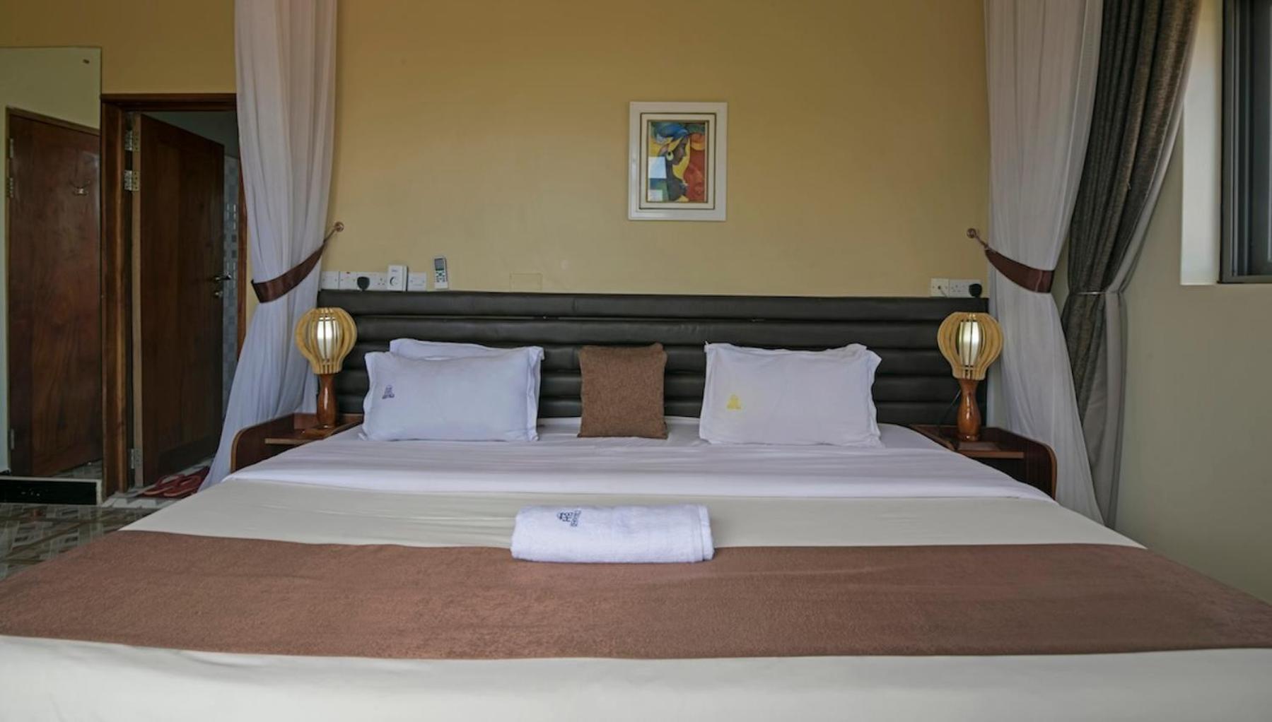 Hoima Buffalo Hotel & Business Hub Ltd Zewnętrze zdjęcie